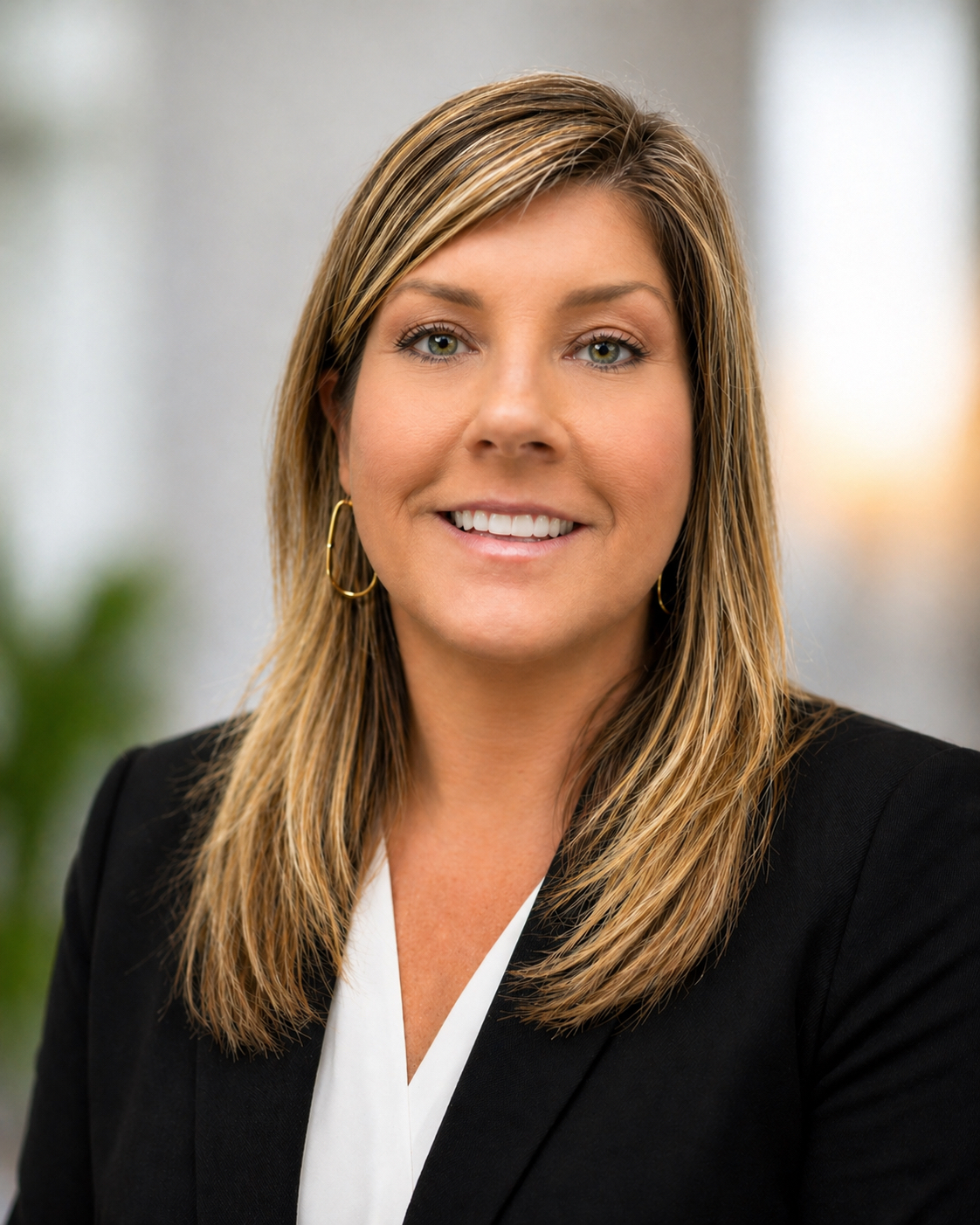 Nicole Headshot 20262